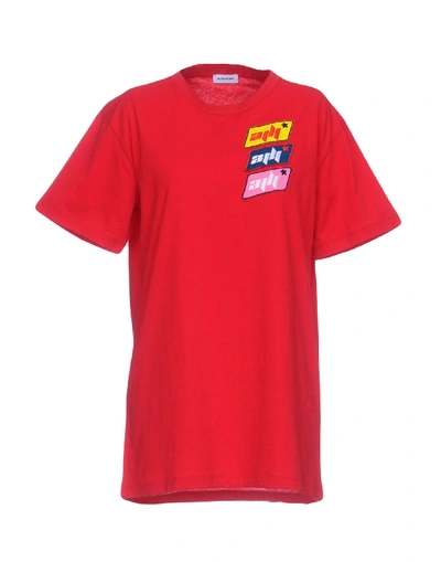 Au Jour Le Jour T-shirts In Red
