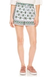 SANDRO DRAWSTRING PRINT SHORTS,P6203E