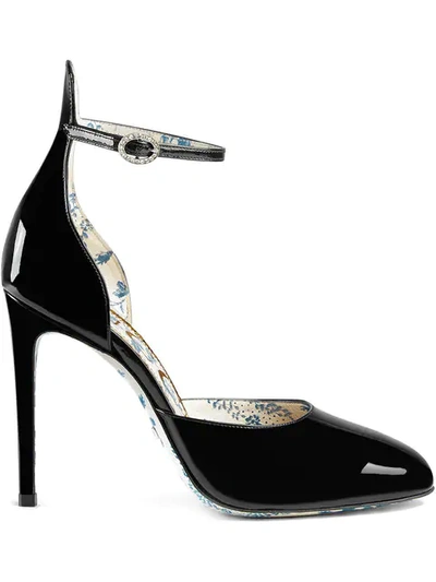 Gucci Patent Leather Pumps In Black
