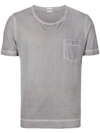 patch pocket T-shirt