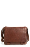 FRYE 'LOGAN' MESSENGER BAG - BROWN,DB791