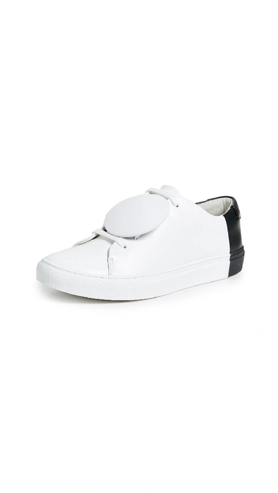 They New York Two Tone Low Trainers With Metal Accent In White/black