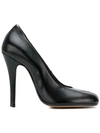 Maison Margiela Tabi Split-toe Leather Pumps In Black