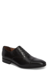 Ferragamo Boston Cap Toe Oxford In Nero Leather