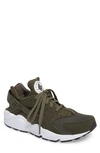 NIKE 'AIR HUARACHE' SNEAKER,318429