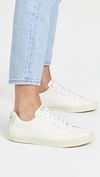Veja Embroidered-logo Low-top Sneakers In Extra White