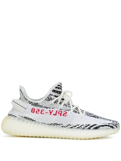 Yeezy Adidas X  Boost 350 V2 Zebra运动鞋 In Grey