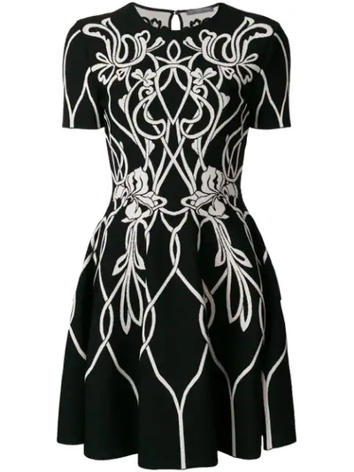 Alexander Mcqueen Art Nouveau-intarsia Short-sleeved Dress In Black/ivory