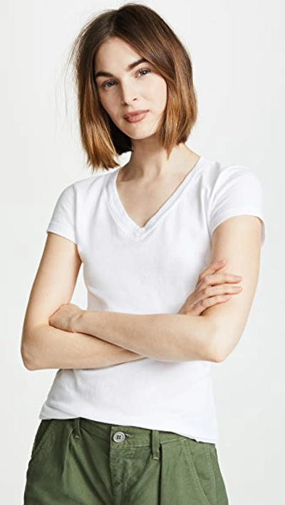 L Agence Becca V-neck Short-sleeve Tee In White