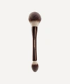 HOURGLASS VEIL POWDER BRUSH,000586900