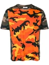 VALENTINO T-SHIRT MIT CAMOUFLAGE-PRINT