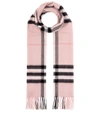 BURBERRY CHECKED CASHMERE SCARF,P00334423