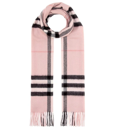 Burberry The Classic Check Cashmere Scarf In Ash Rose