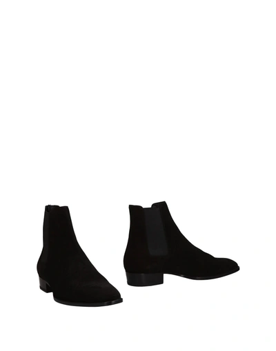 Saint Laurent Wyatt 30 Chelsea Boots In Black