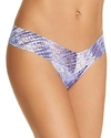 HANKY PANKY LOW-RISE PRINTED LACE THONG,9A1582