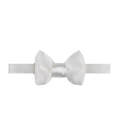 Tom Ford Pre-tied Silk Bow Tie In White