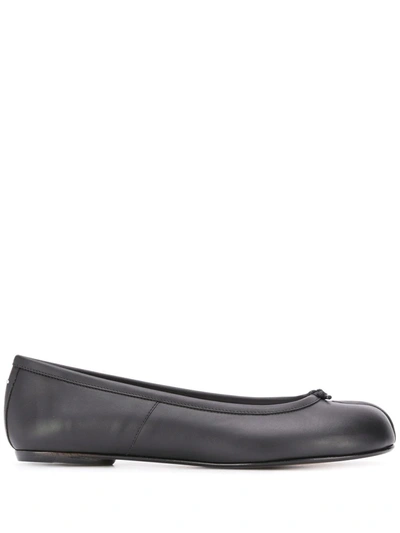 Maison Margiela Tabi Leather Ballerina Shoes In Black