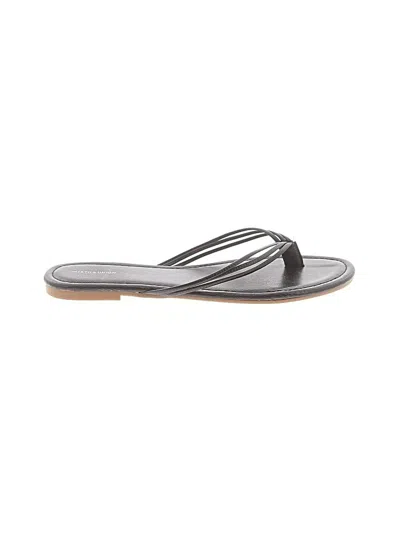14th & Union Flip Flops In Gray