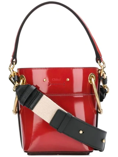 Chloé Roy Small Glossed-leather Bucket Bag In Red
