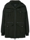 DSQUARED2 PARKA MIT PATTENTASCHEN