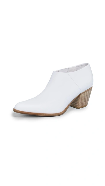 Vince Women's Hamilton Mid-heel Ankle Booties In White Leather