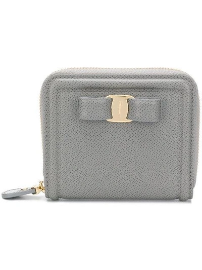 Ferragamo Vara Compact Wallet In Grey