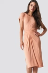 MOVES LOVIA DRESS - PINK