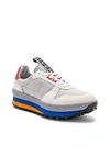 GIVENCHY GIVENCHY TR3 RUNNER LOW IN GRAY