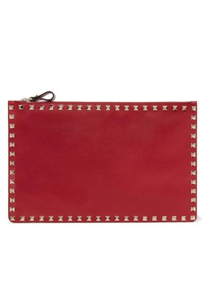 Valentino Garavani The Rockstud Textured-leather Pouch In Red