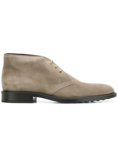 Tod's Light Beige Suede Desert Boots