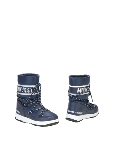 Moon Boot Ankle Snow Boots W/ Faux Leather Detail In Blue