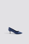 NA-KD Snake Printed Pumps Blue