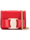 FERRAGAMO SALVATORE FERRAGAMO VARA MINI SHOULDER BAG - RED