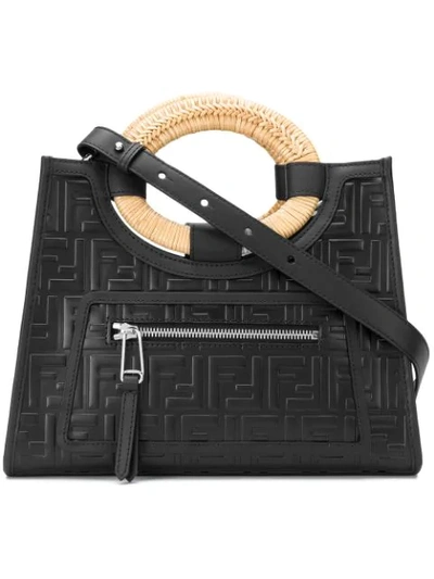 Fendi Ff浮雕牛皮单肩包 In Black