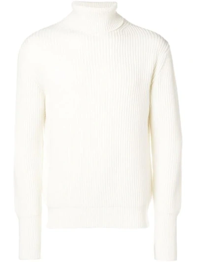 Maison Flaneur Turtle Neck Knit Sweater In White