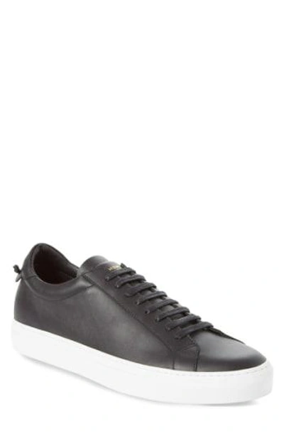 Givenchy Urban Knots Low Sneaker In Black Leather