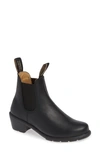 Blundstone Ankle Boot With Elastic Inserts In Black In Black Leather