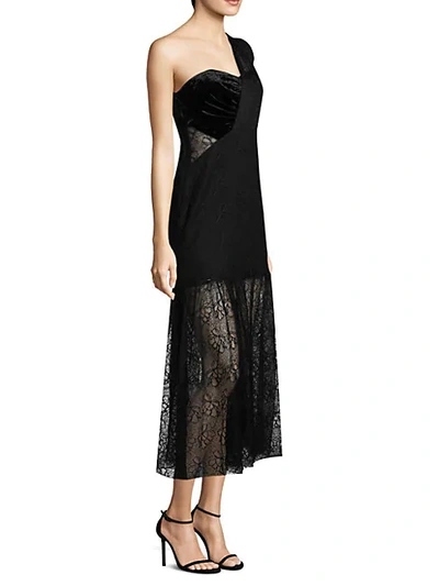 Three Floor One-shoulder Lace Gown In Black