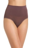 Yummie Ultralight Seamless Shaping Briefs In Huckleberry