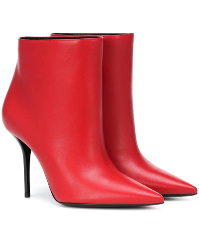 Saint Laurent Pierre 95 Leather Ankle Boots In Red