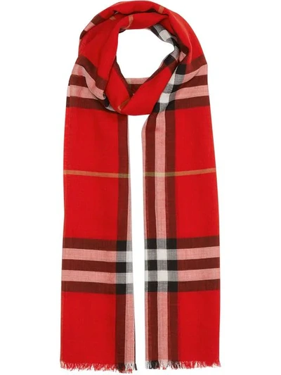 Burberry Lightweight Check Wool And Silk Scarf - 红色 In Red,black,white