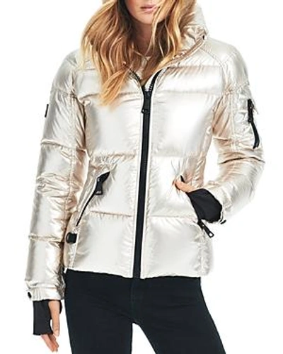 Sam Freestyle Short Down Puffer Coat In White Gold