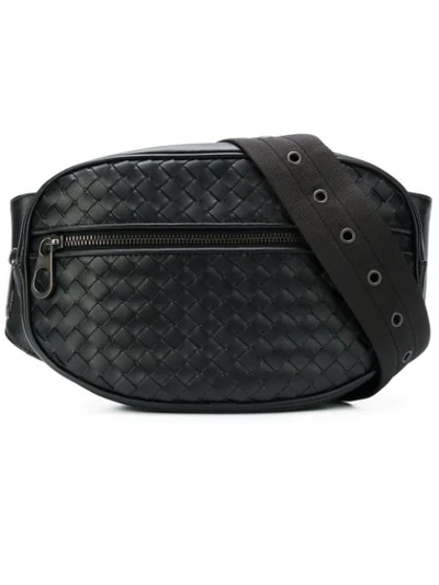 Bottega Veneta Men's Intrecciato Leather Belt Bag In Black