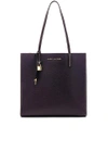 MARC JACOBS MARC JACOBS THE GRIND BAG IN GRAPE,MARJ-WY392