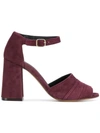 Tila March Lilas Sandals In Red