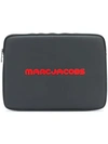 MARC JACOBS MARC JACOBS LOGO PRINT LAPTOP CASE - BLACK