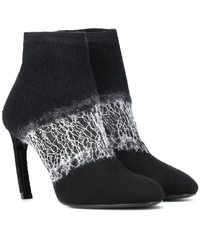 Nicholas Kirkwood Kim Ombre Felt Curve-heel Ankle Boots In Black