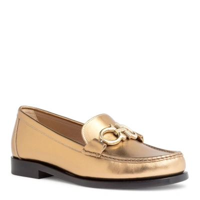 Ferragamo Gancini Loafers In Gold,metallic