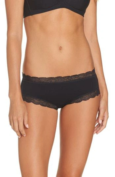 Hanro Cotton Lace Hipster Briefs In Black