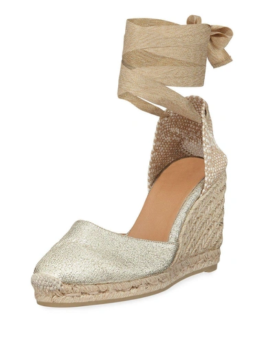 Castaã±er Carina Linen Wedge Espadrille Sandals In Gold